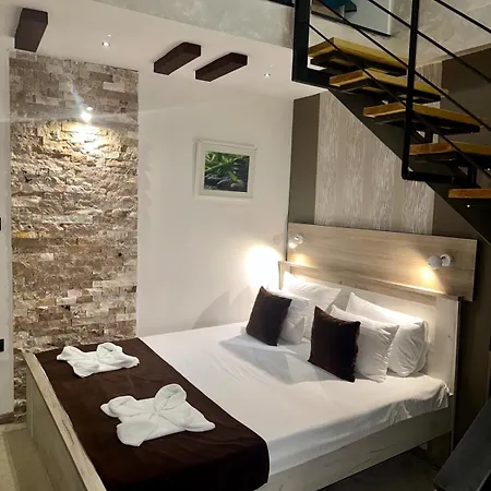 Hotel Exclusive Spot Free Parking Ni