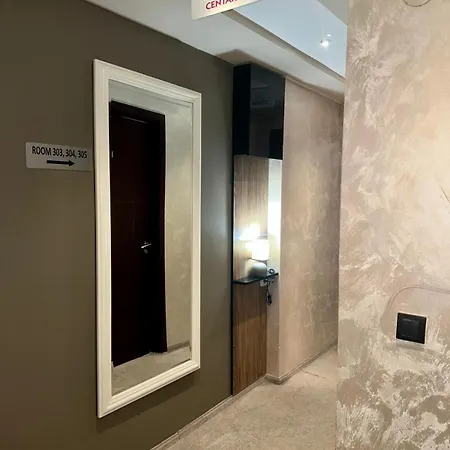 Hotel Exclusive Spot Free Parking