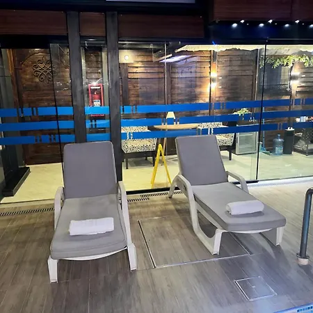 Exclusive Spot Free Parking Ni