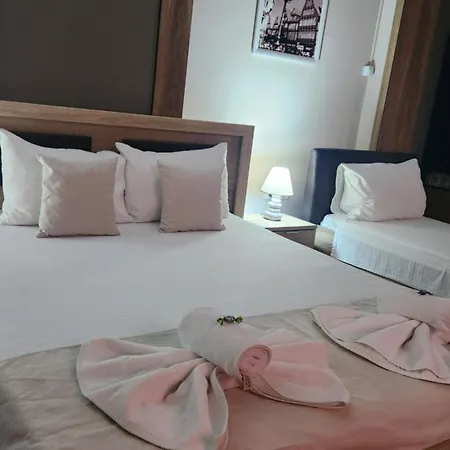 Exclusive Spot Free Parking Hotel *