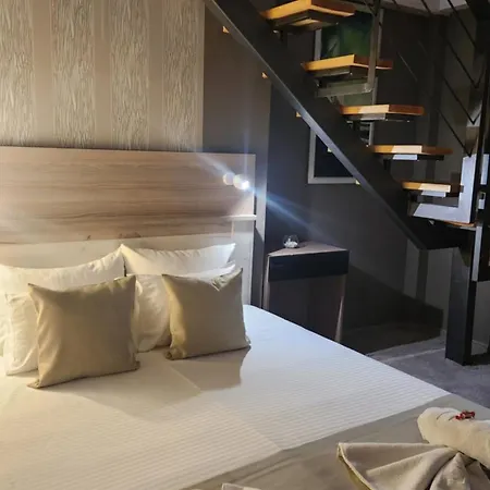 Hotel Exclusive Spot Free Parking *